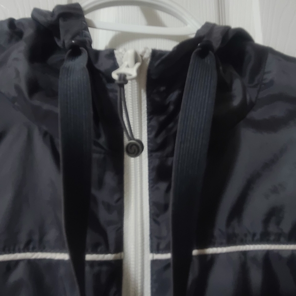Women's Black Hooded Windbreaker Jacket - Picture 3 of 5